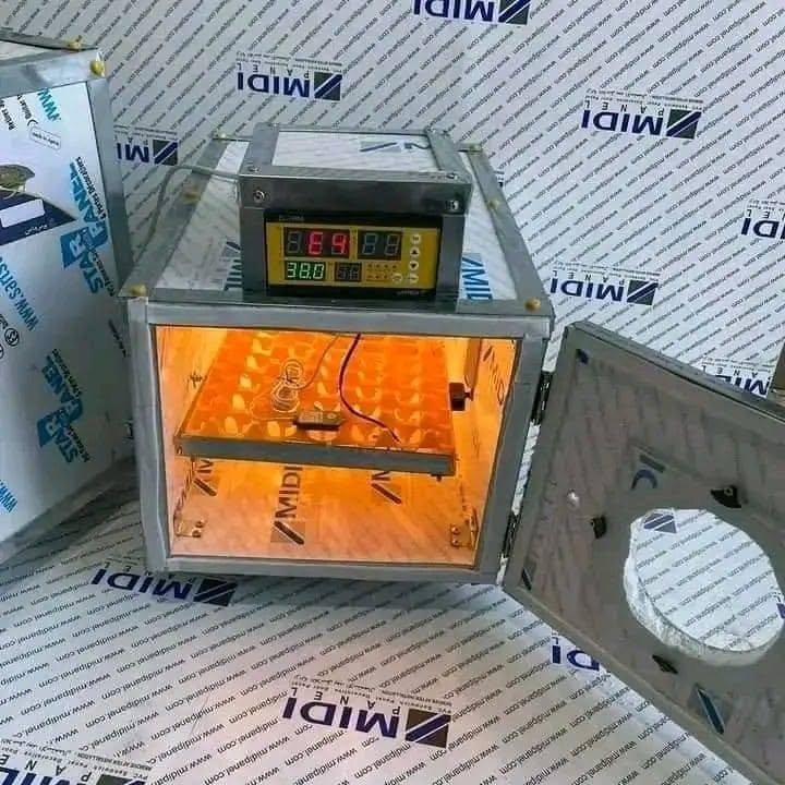 فقاصات البيض الأوتوماتيكية TAMO