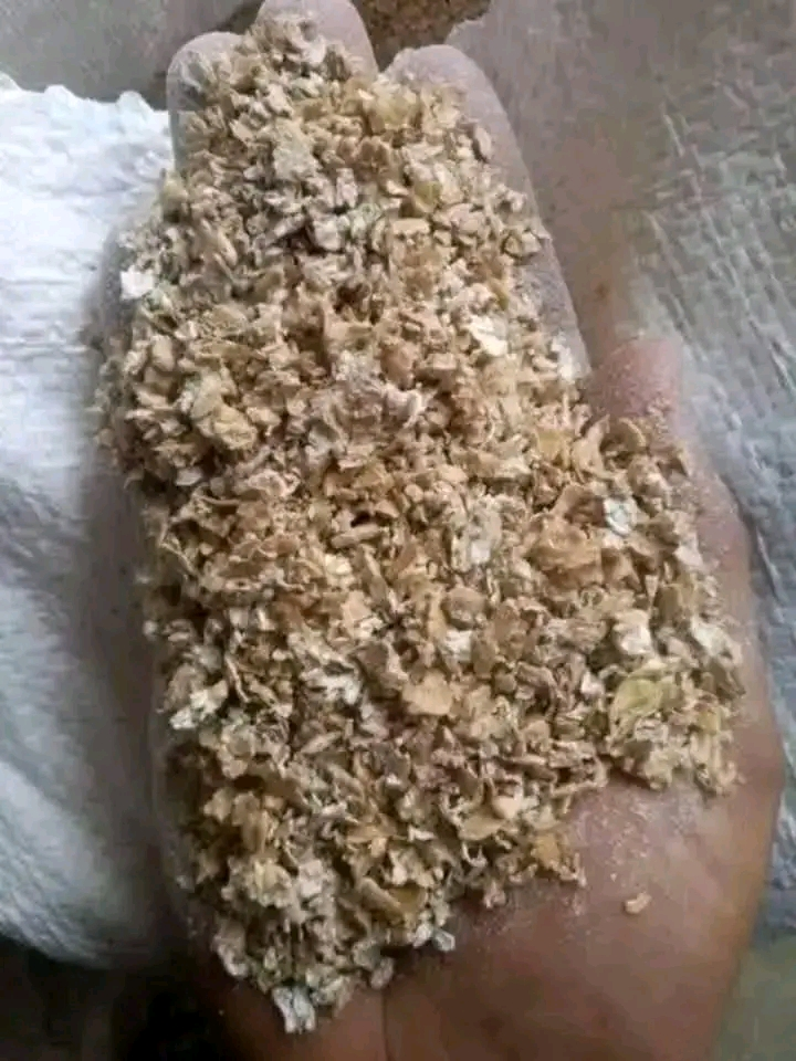 نخالة